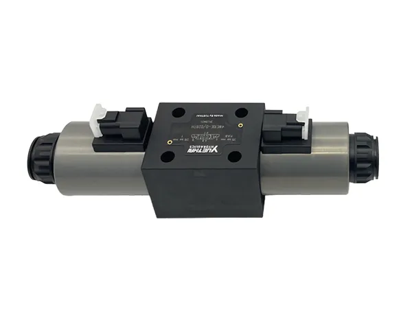 Válvula direccional solenoide (3 posiciones y 4 vías)